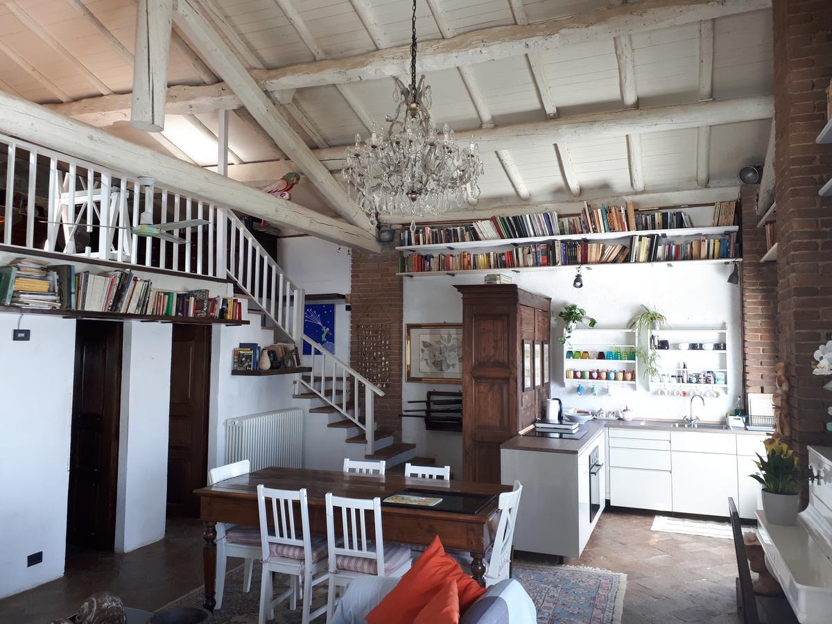 Villa La Casa Sopra Le Nuvole à Medesano Extérieur photo