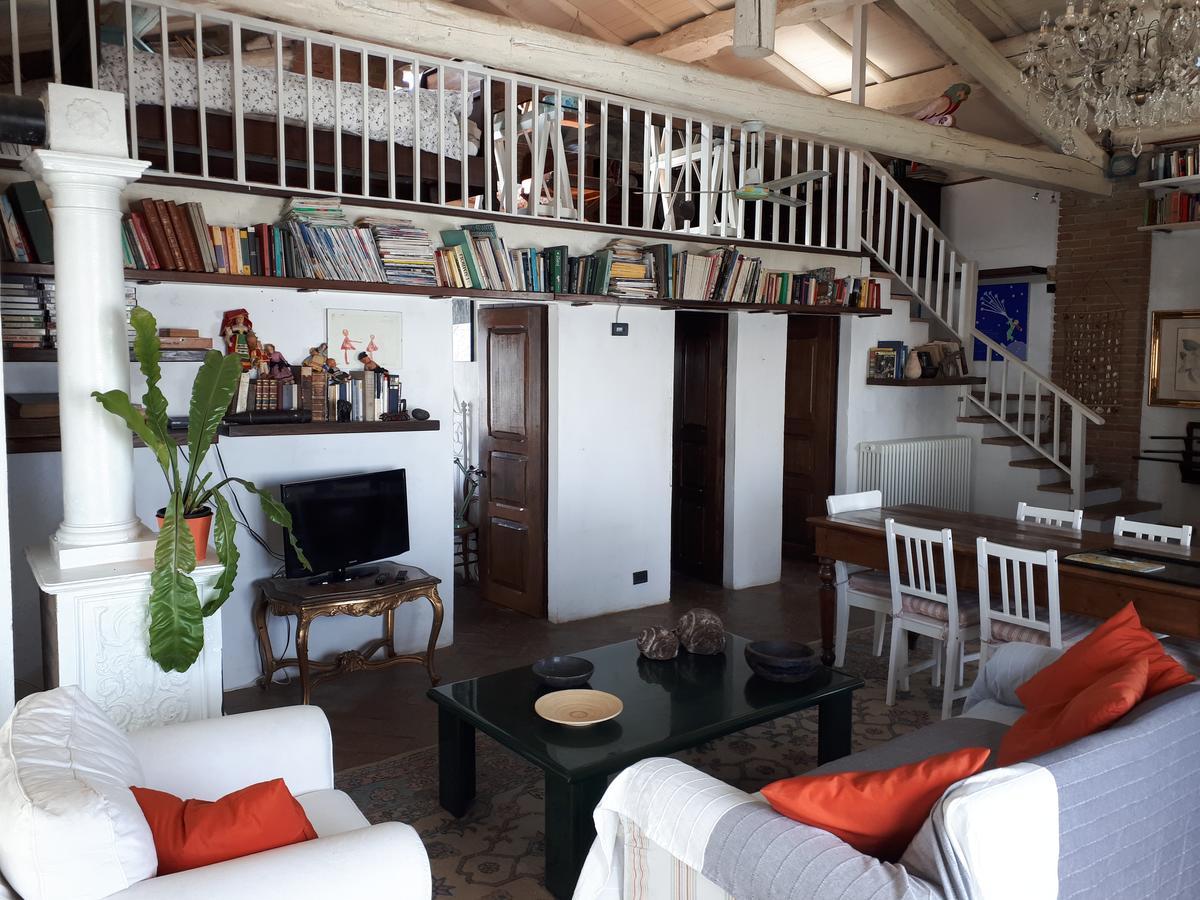 Villa La Casa Sopra Le Nuvole à Medesano Extérieur photo