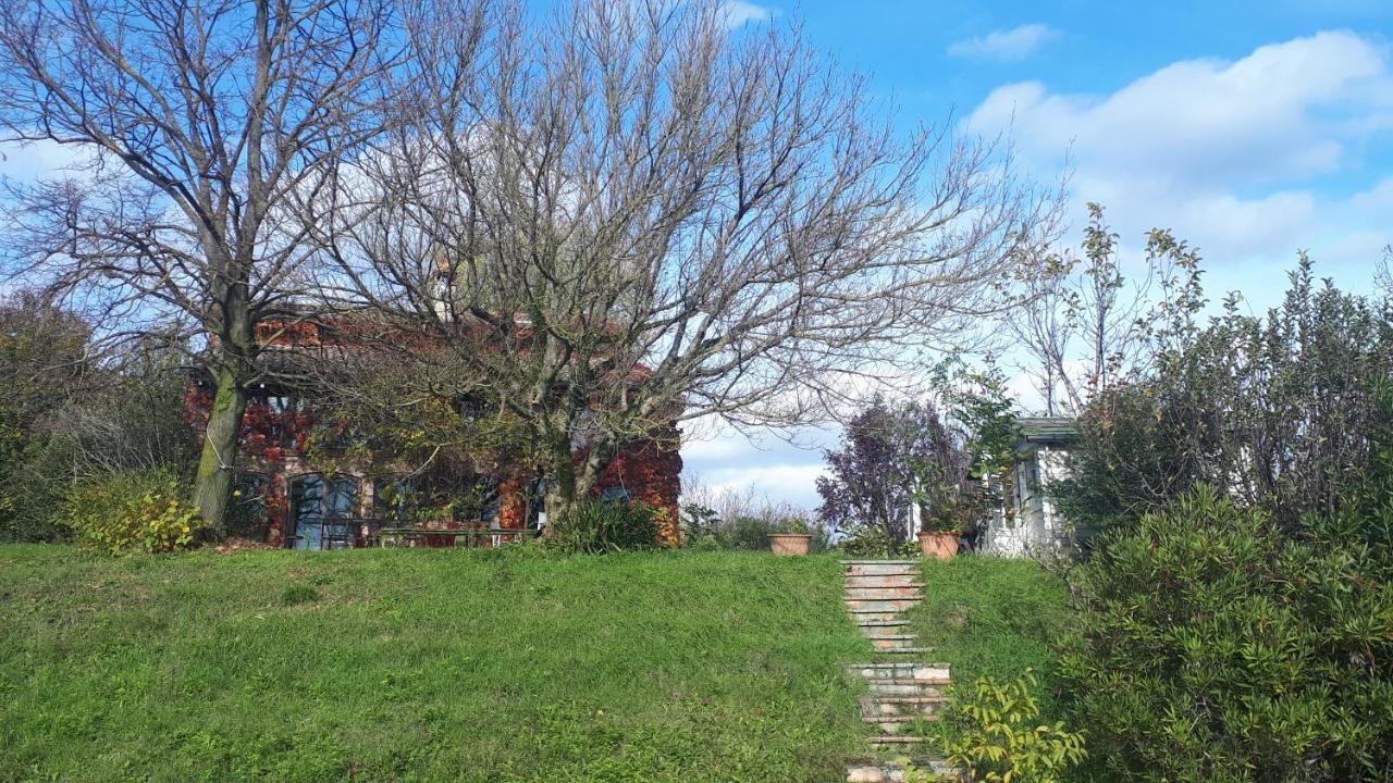 Villa La Casa Sopra Le Nuvole à Medesano Extérieur photo